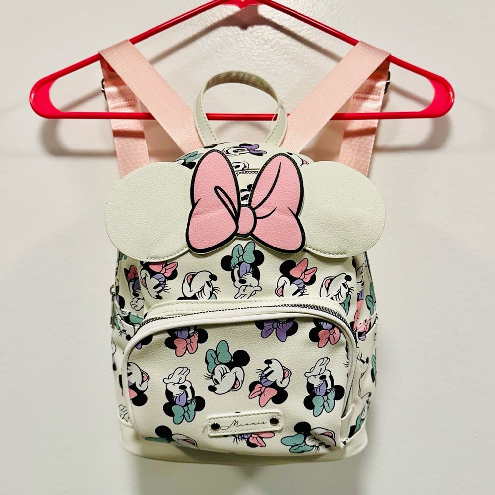 Minnie Mouse backpack purse! White and pink Mickey Mouse Disney land bag NWT!